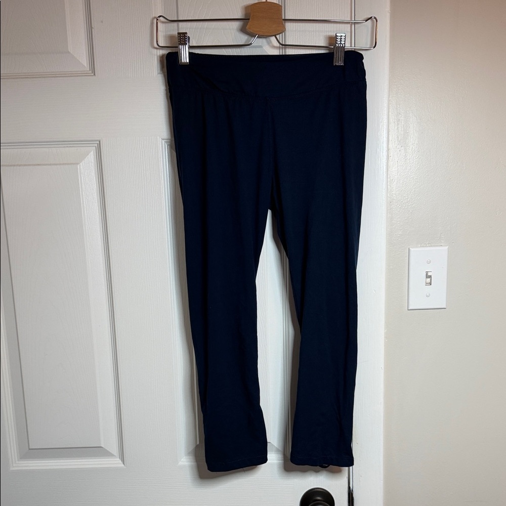 Hot Kiss Navy Capri Leggings